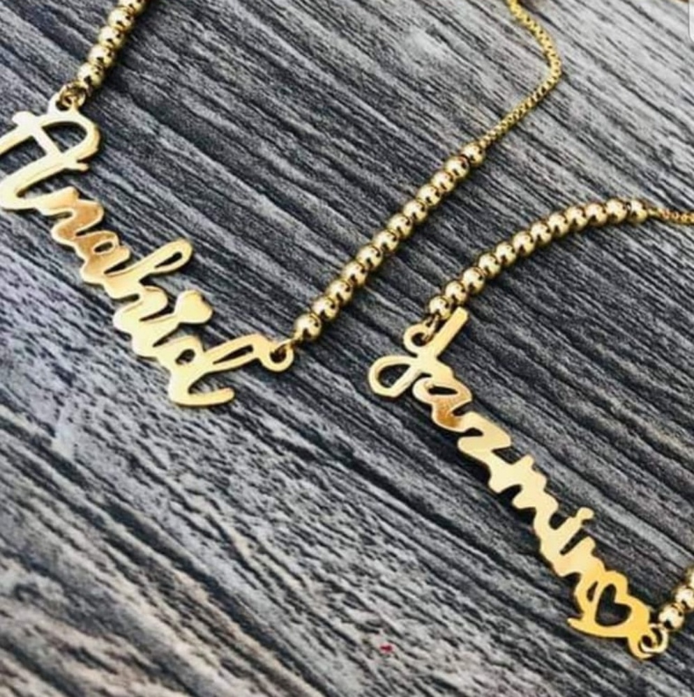 chains, bracelets and personalized keychains
